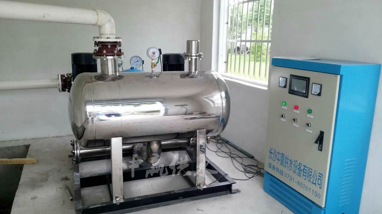 無負(fù)壓無吸程供水設(shè)備安裝調(diào)試完畢,正常運(yùn)行 無負(fù)壓無吸程供水設(shè)備安裝調(diào)試完畢,正常運(yùn)行